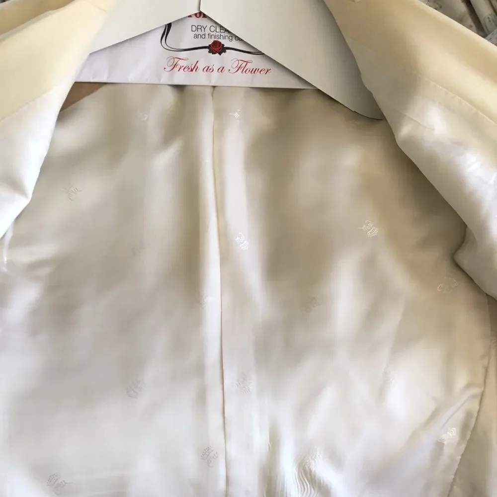 Countess Mara Wool Blazer Size 42 L GUC Cream